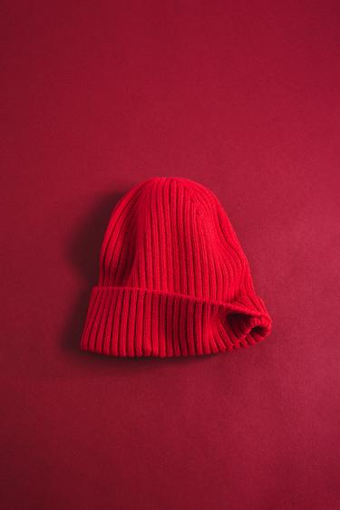 BASIC KNIT BEANIE - Red by Zara