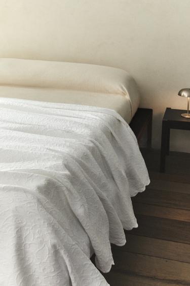 COLCHA FLOR ONDAS - Blanco de Zara