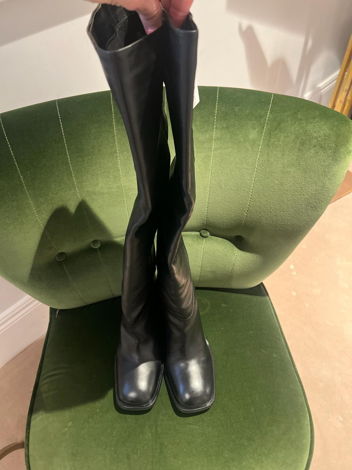 TALL LEATHER BOOTS - Image 2