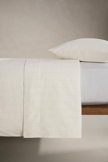 DRAP DE DESSUS RAYURES - Blanc cassé de Zara - Image 2