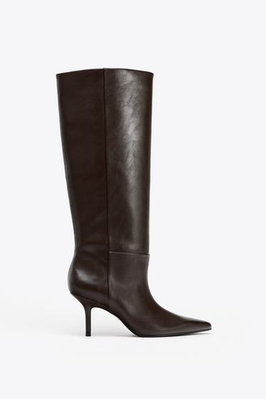 BOTA TACÓN PUNTA - Marrón Chocolate de Zara