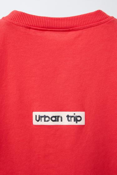 T-SHIRT À INSCRIPTION IMPRIMÉE - Rouge clair de Zara - Image 3