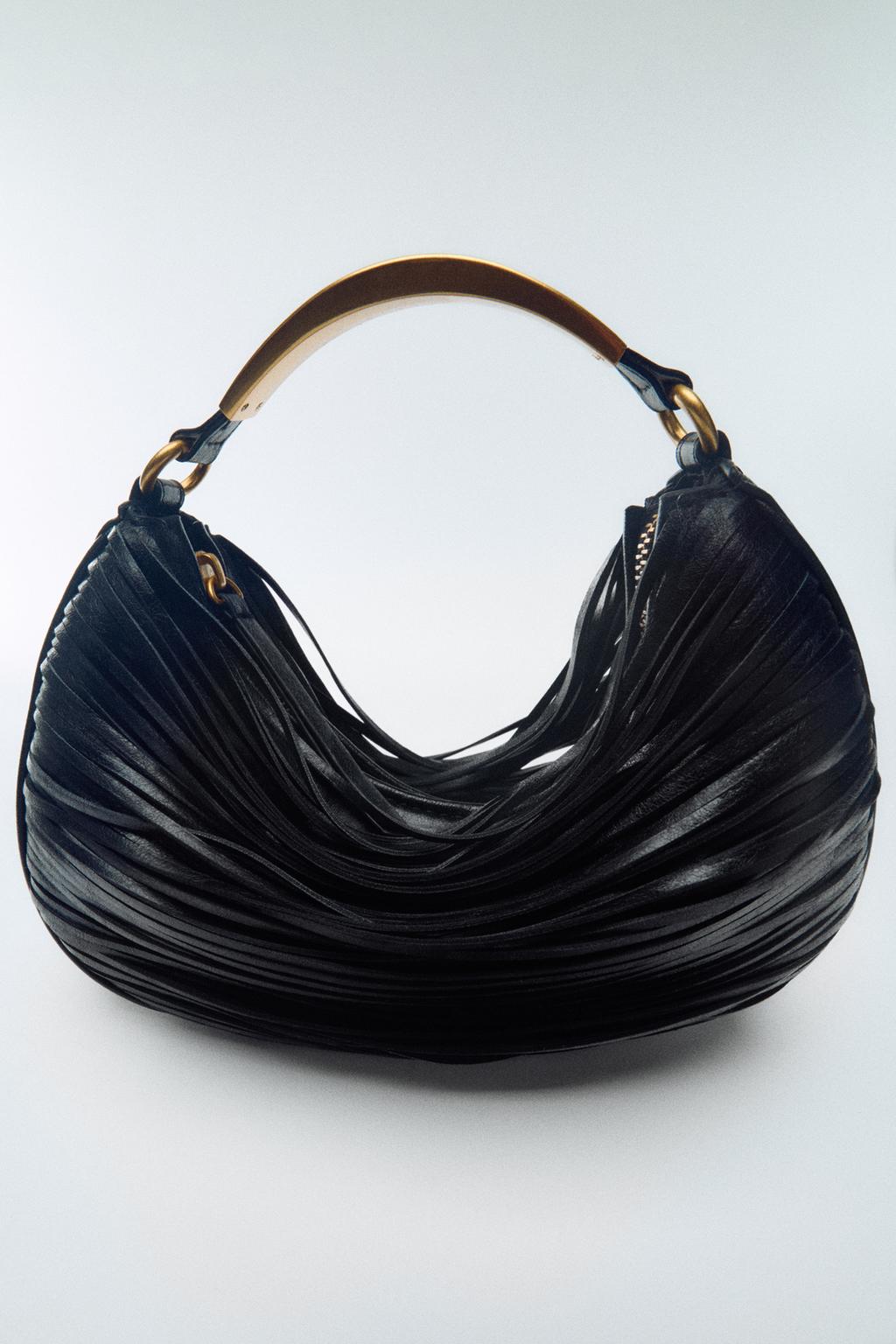 METALLIC HANDLE CLUTCH BAG
