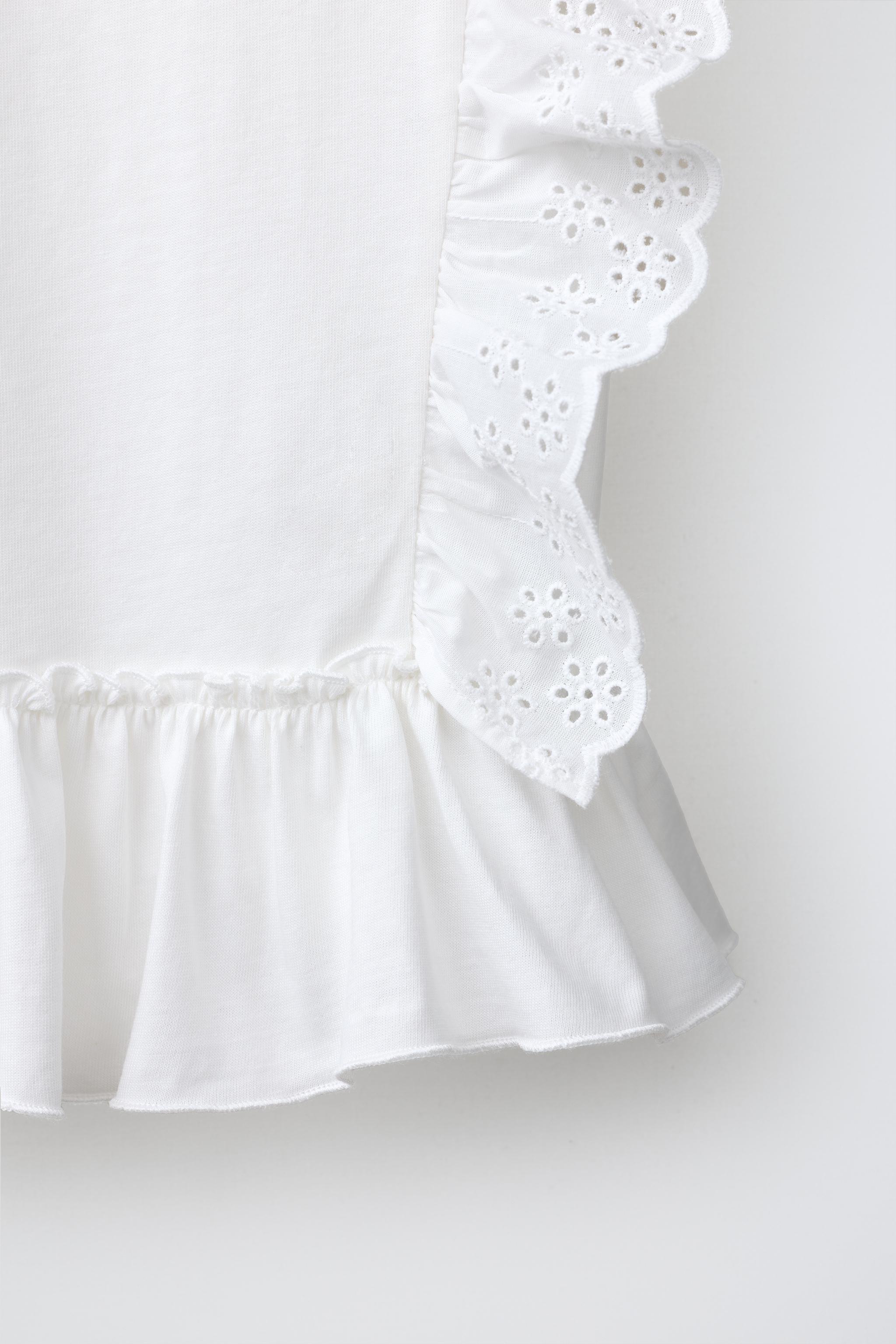 Детские футболки Zara SWISS EMBROIDERED T-SHIRT — фото 5