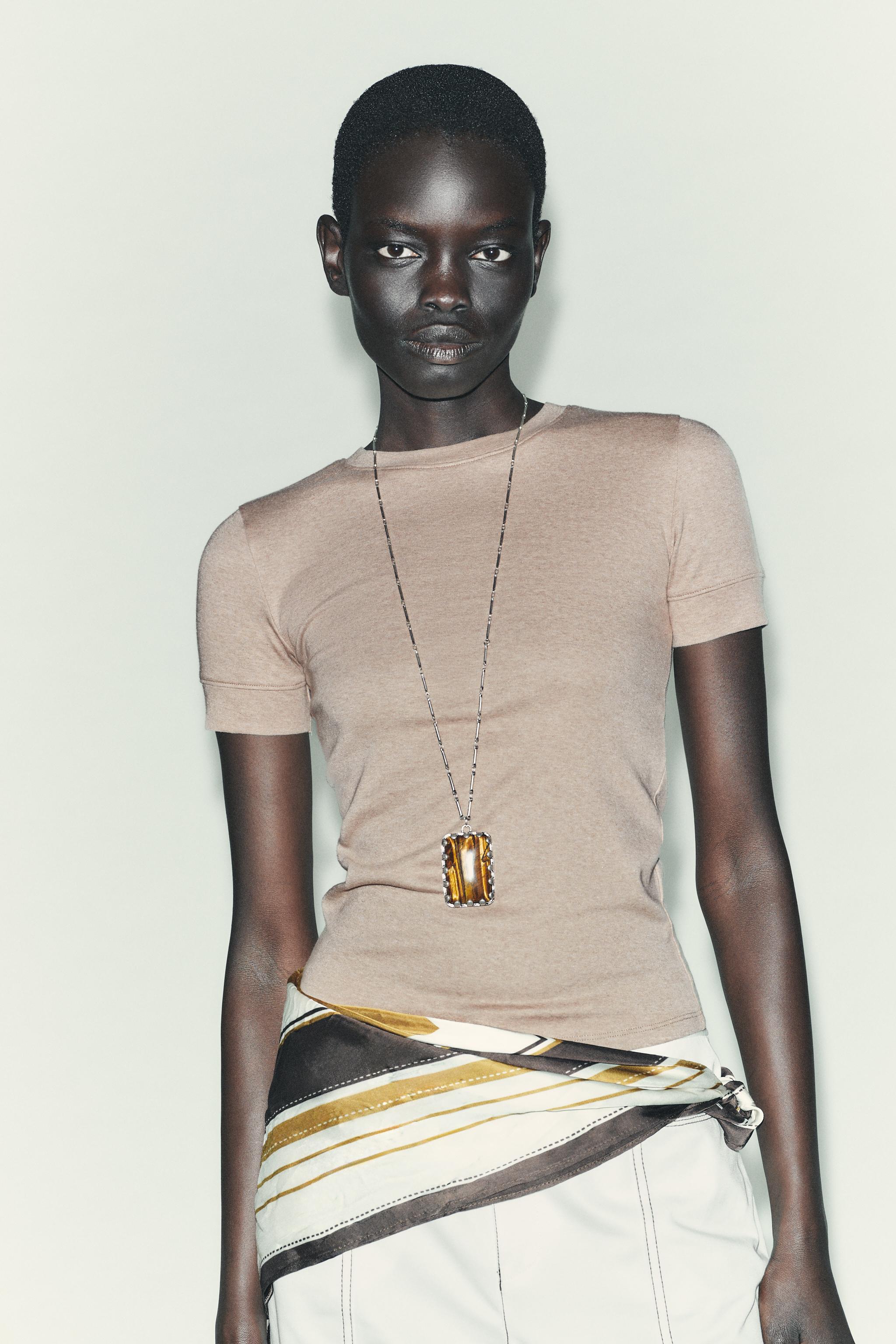 MINIMAL SHORT SLEEVE T-SHIRT