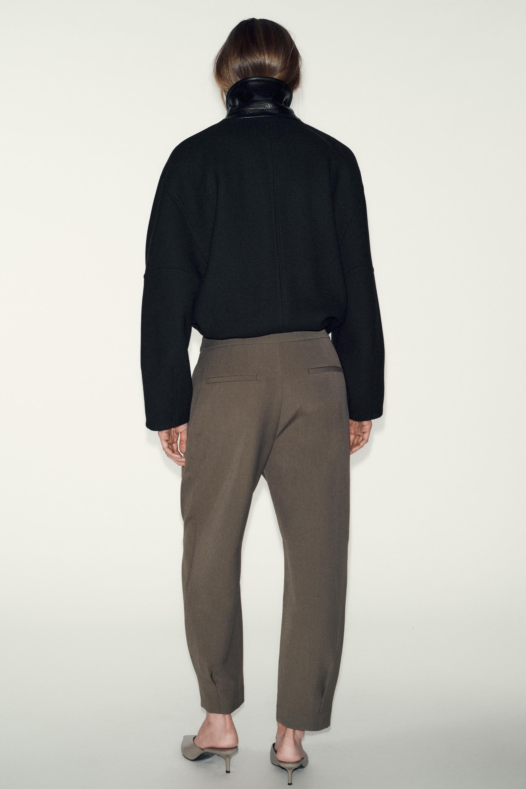 PANTALON CAROTTE À PLIS