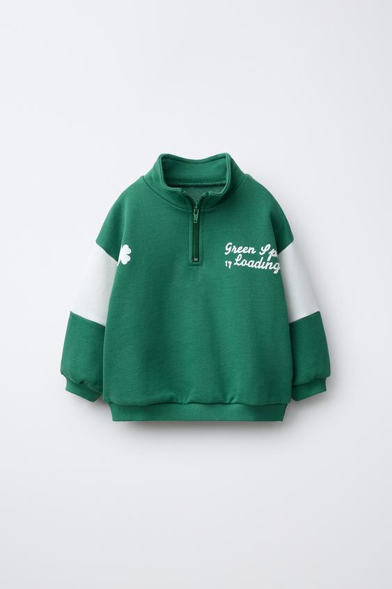 SUDADERA ESTAMPADO TEXTO Y TRÉBOL - Verde de Zara - Imagen 0