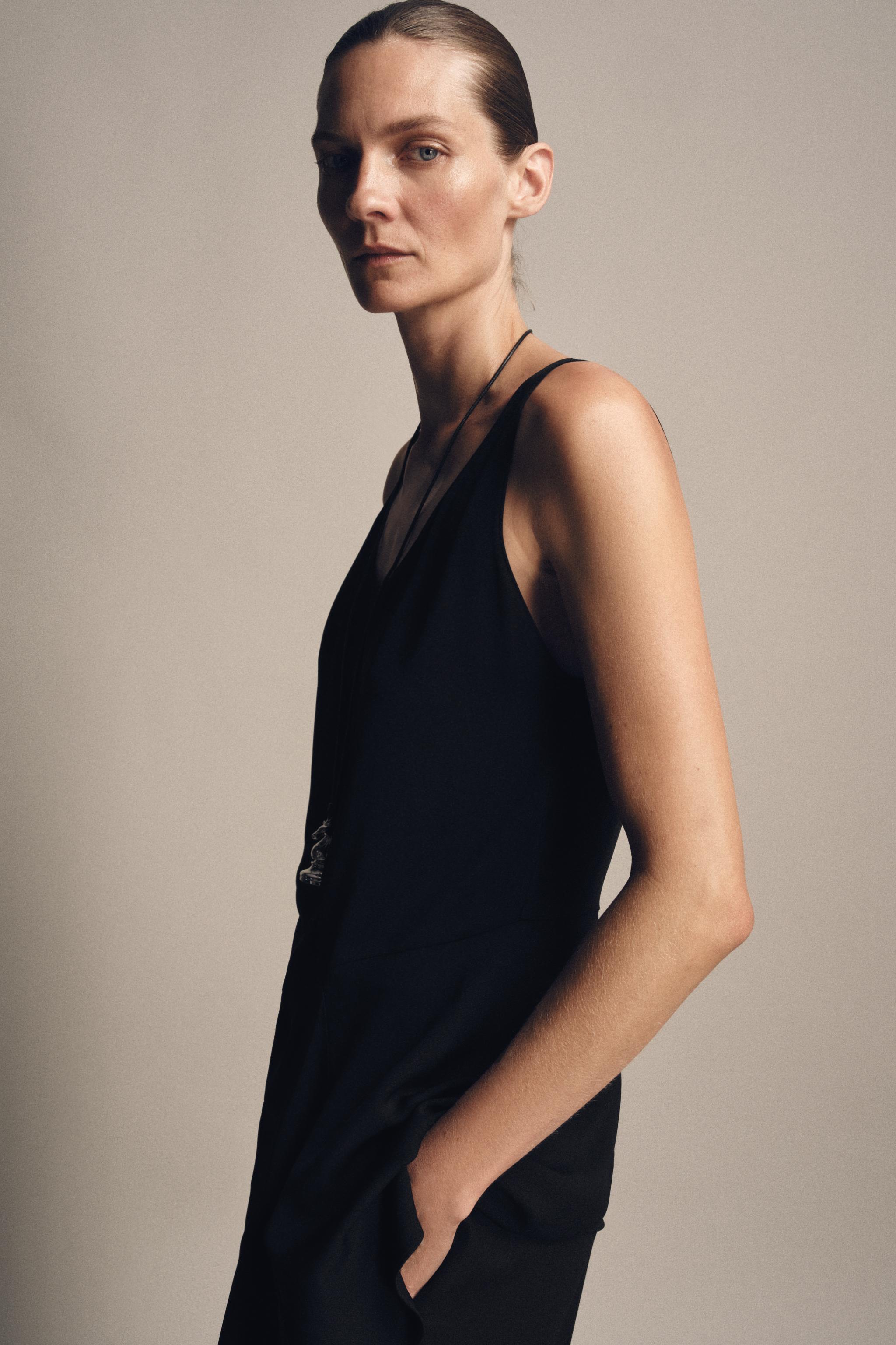 トップス　ynw sama ASYMMETRIC ZW COLLECTION TOP - Black | ZARA Canada