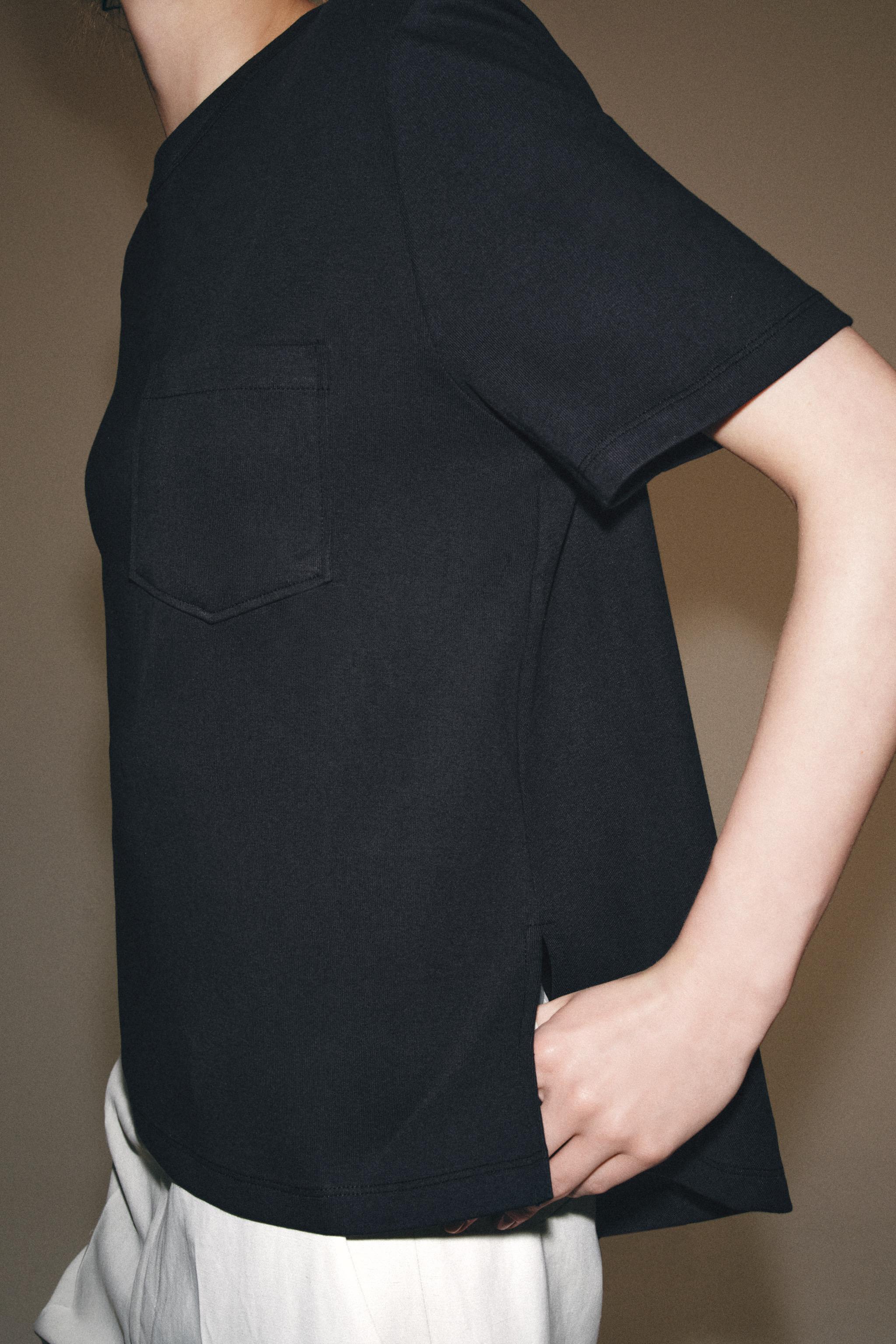 INTERLOCK POCKET T-SHIRT