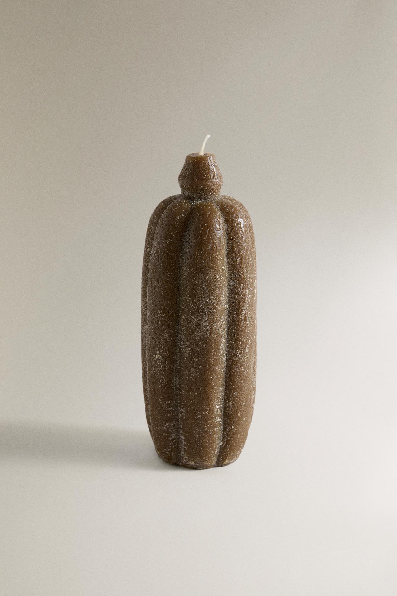 (475 G) PUMPKIN SPICE SCENTED CANDLE