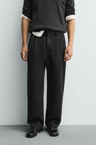WIDE-LEG PLEATED TROUSERS - Black by Zara