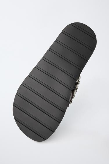 SANDALES À CLOUS - Marron de Zara - Image 6