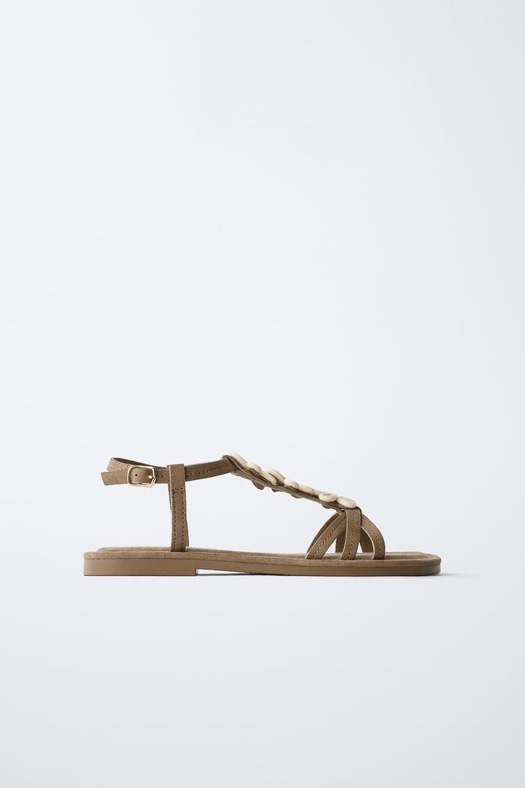 Sandalia detalle conchas