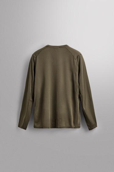 T-SHIRT TECHNIQUE GRAVEL MANCHES LONGUES - Vert moyen de Zara - Image 8