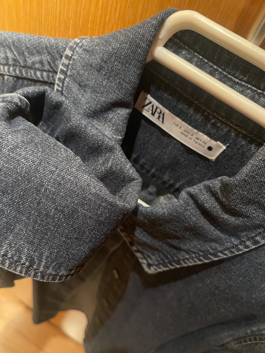 SOBRECAMISA DENIM ENTALLADA - Image 3