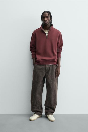 SUDADERA CUELLO CREMALLERA BÁSICA - Burgundy de Zara - Imagen 0