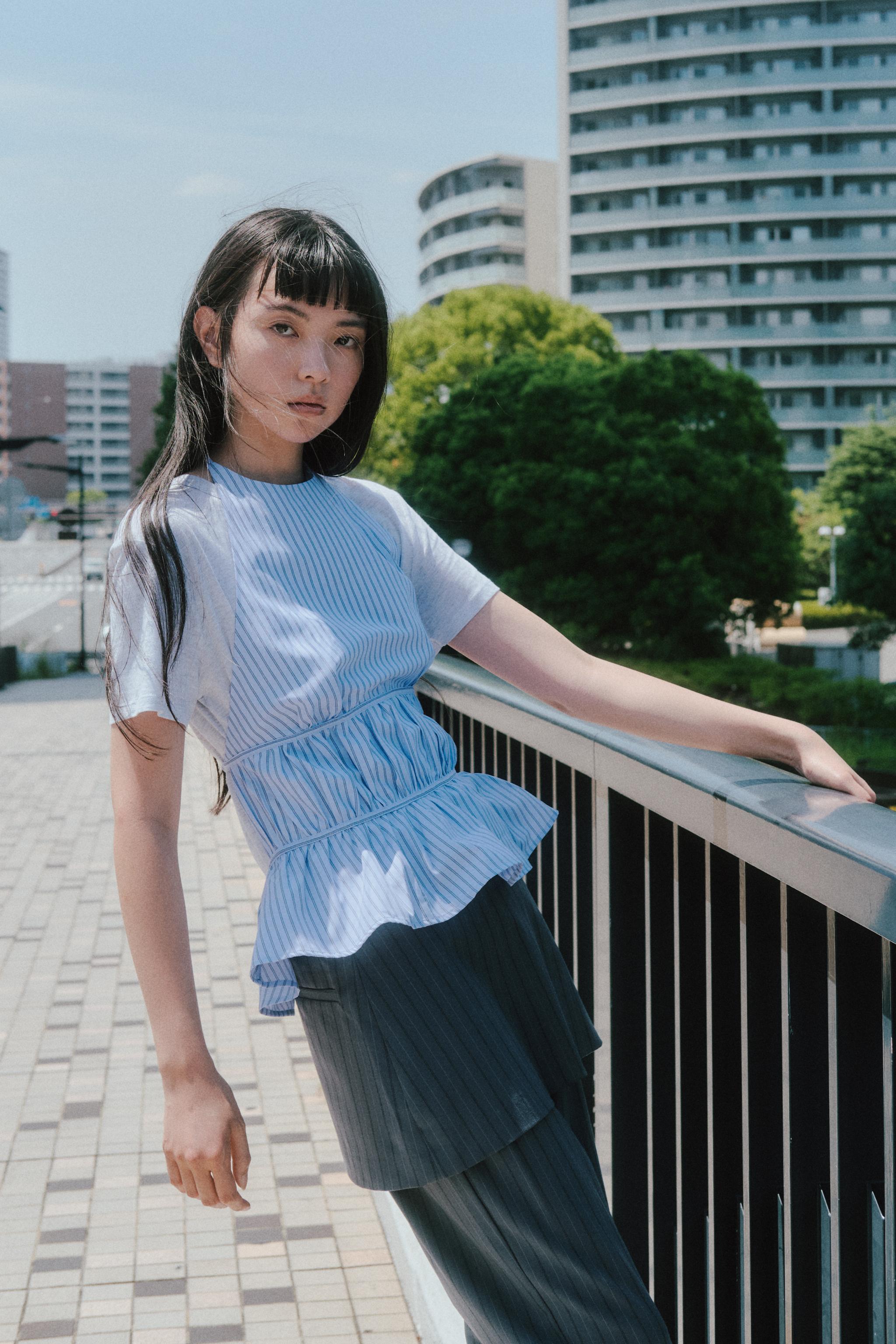 ストライプ柄ポプリンホルターネックトップス - ブルー | ZARA