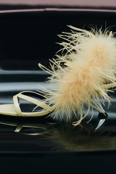 SANDALES À TALONS MÉTALLISÉS PLUMES - Jaune de Zara - Image 4