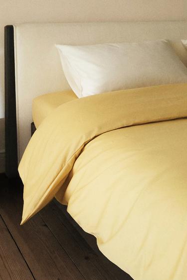 SATEEN DUVET COVER (300 THREAD COUNT) - Pastel yellow by Zara