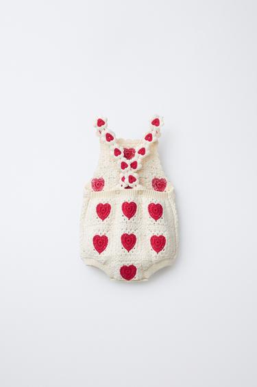 PELELE PUNTO CROCHET CORAZONES - Crudo de Zara