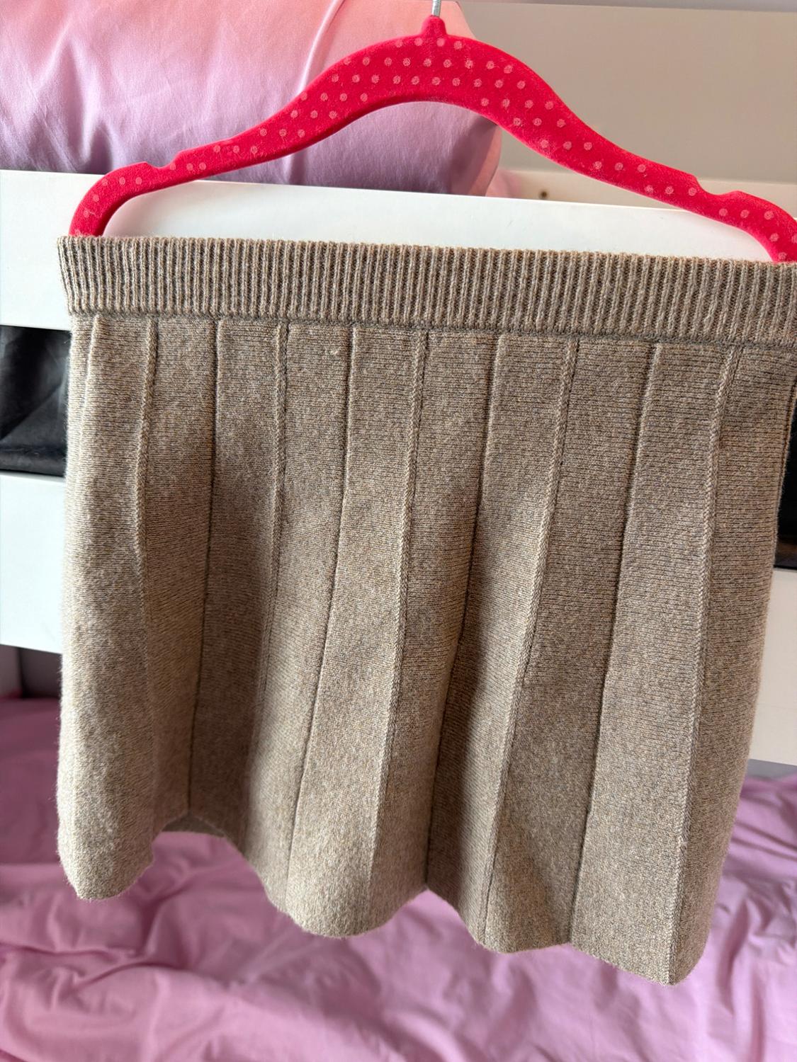 SKIRT - Image 3