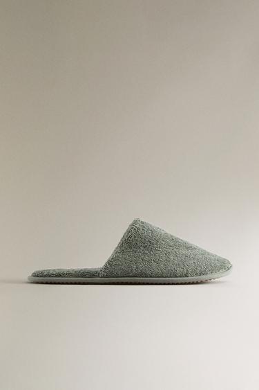 Zara TERRY BATHROOM SLIPPERS - Khaki Green