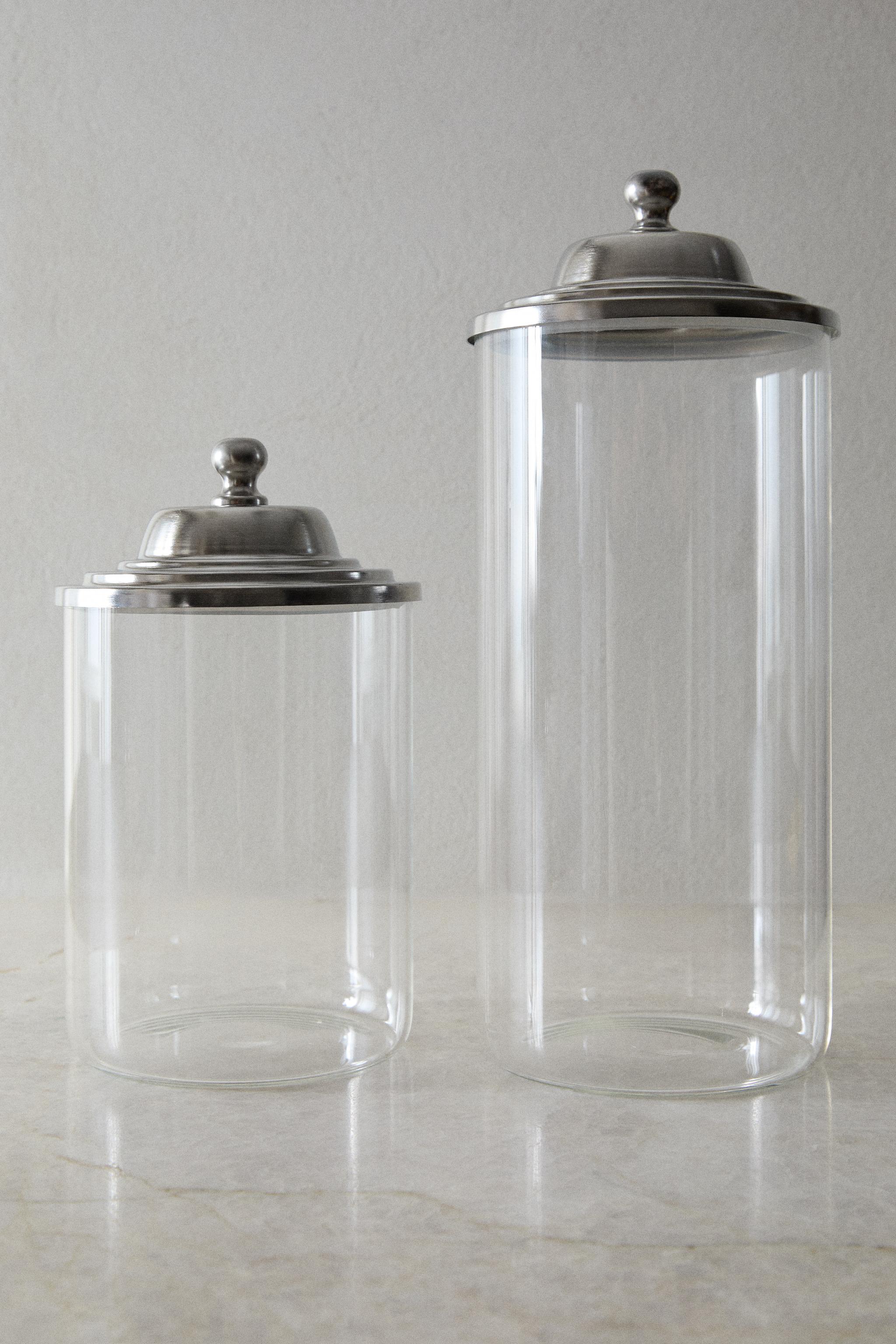 GLASS JAR WITH METAL LID