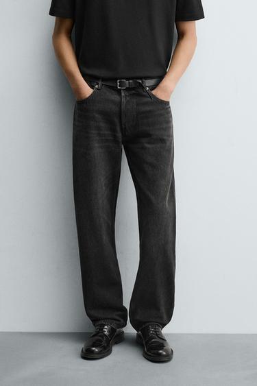 JEANS STRAIGHT FIT - Carbón de Zara