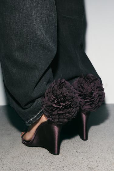 SANDALIA MAXI FLOR CUÑA - Morado de Zara