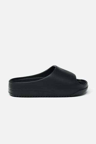 SANDALES FLATFORM - Noir de Zara