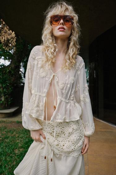 Zara EMBROIDERED SHEER BLOUSE - Light beige