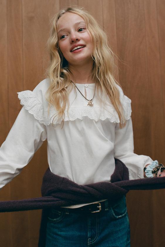 PLAYERA BORDADO SUIZO - Blanco de Zara - Imagen 0