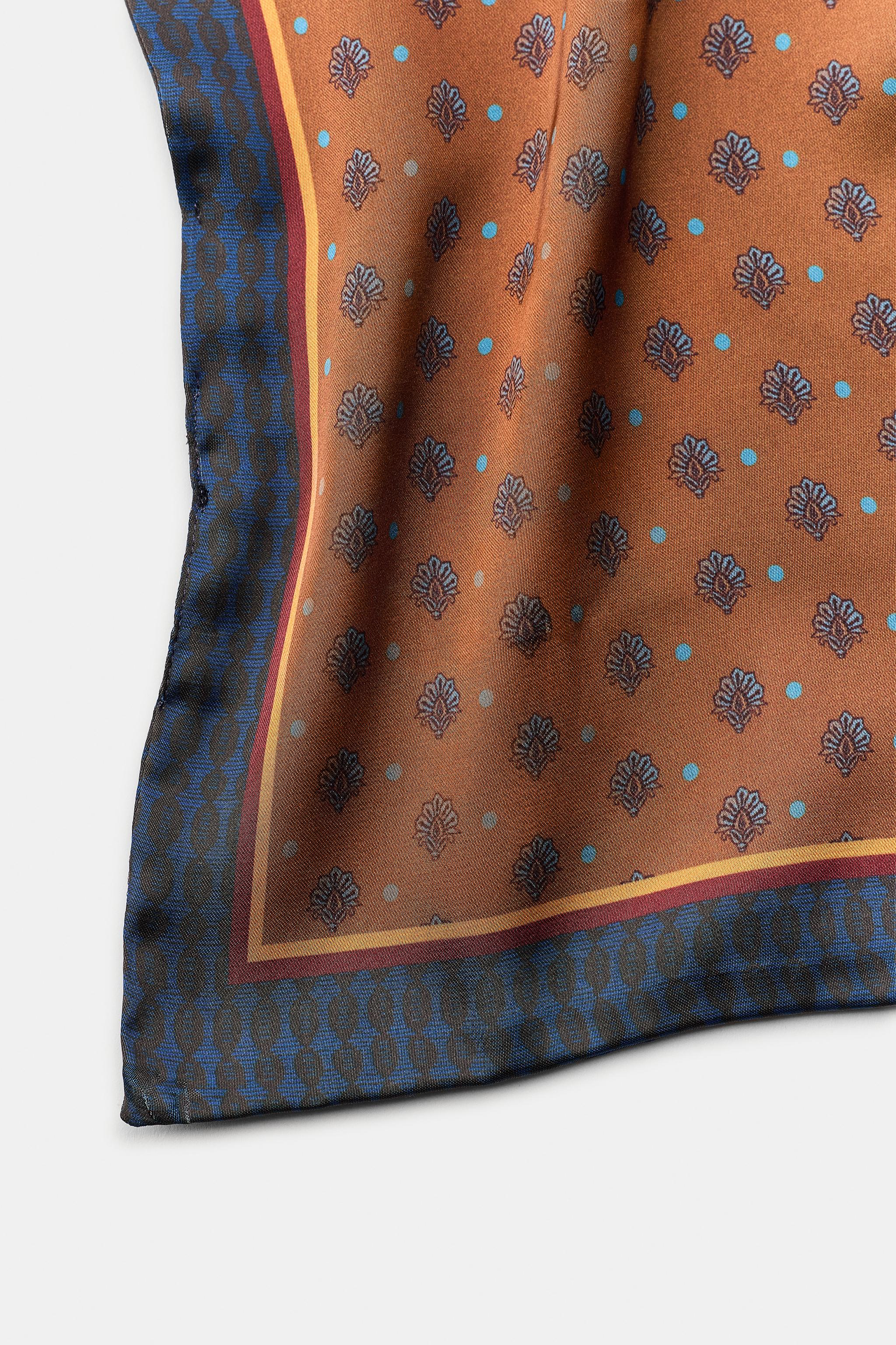 FOULARD SATINÉ IMPRIMÉ