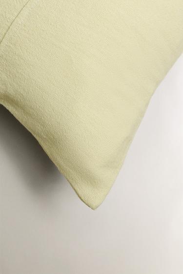 HOUSSE DE COUSSIN RECTANGULAIRE LIGNE - Vert clair de Zara - Image 1