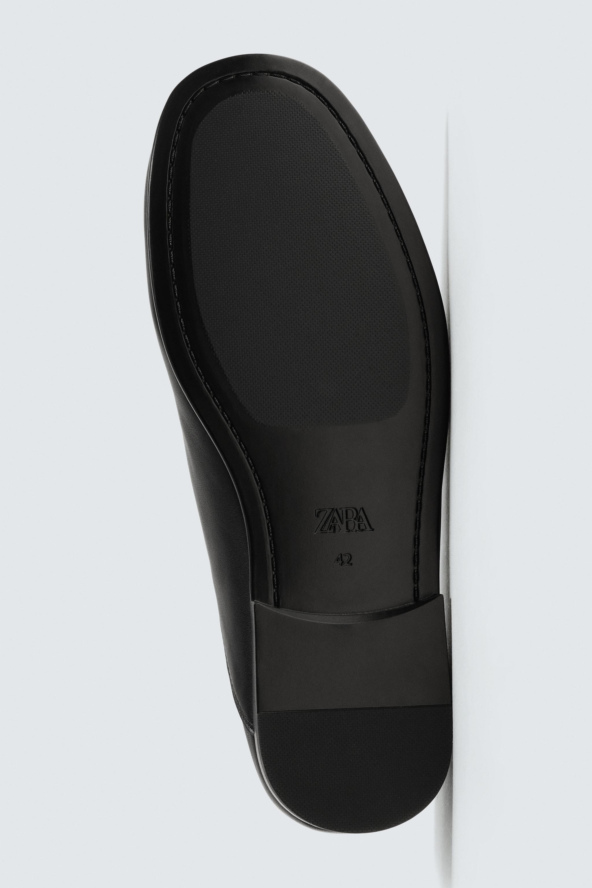 LEATHER LOAFERS