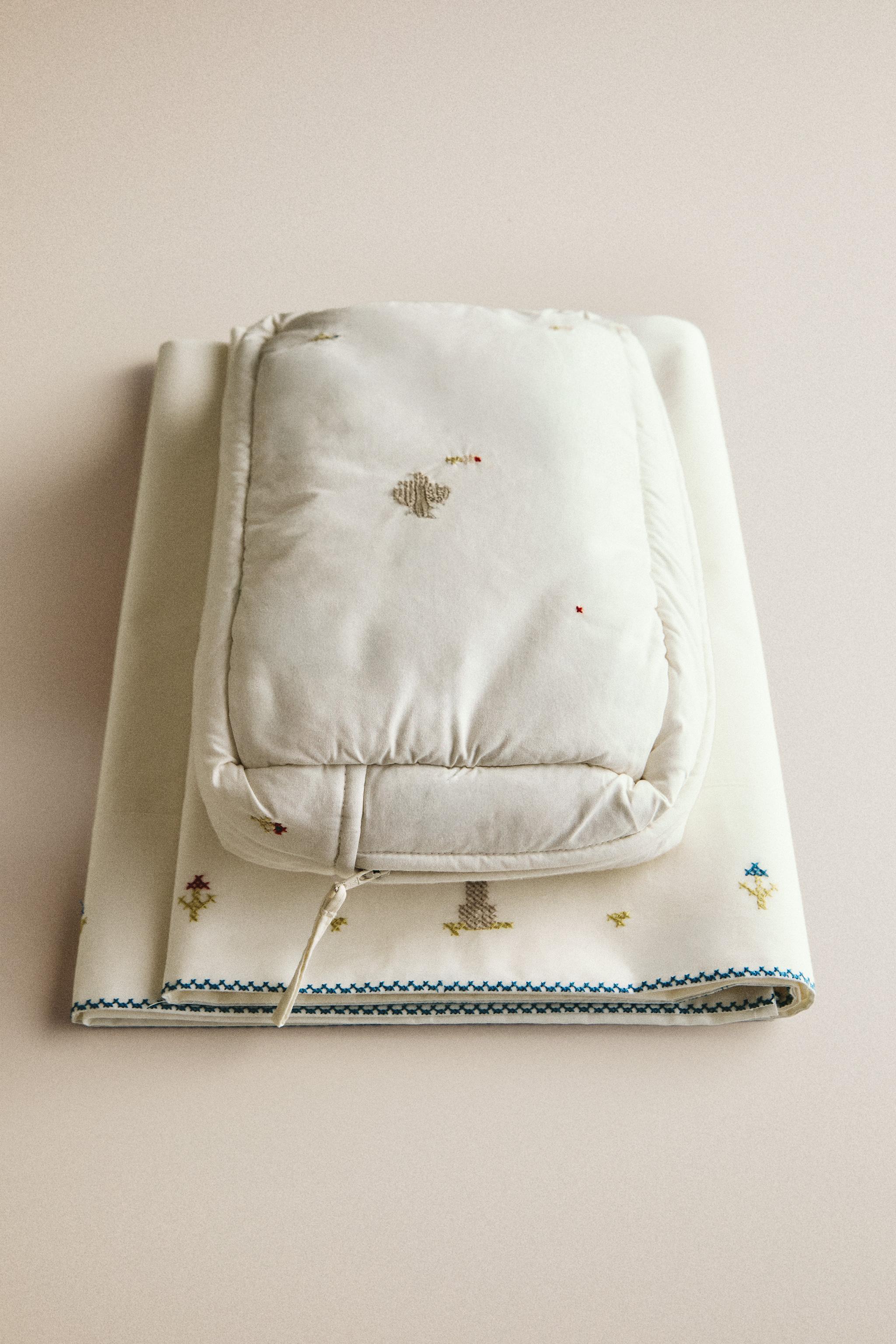 KIDS' COTTON BUNNY MAKEUP BAG — Ecru
