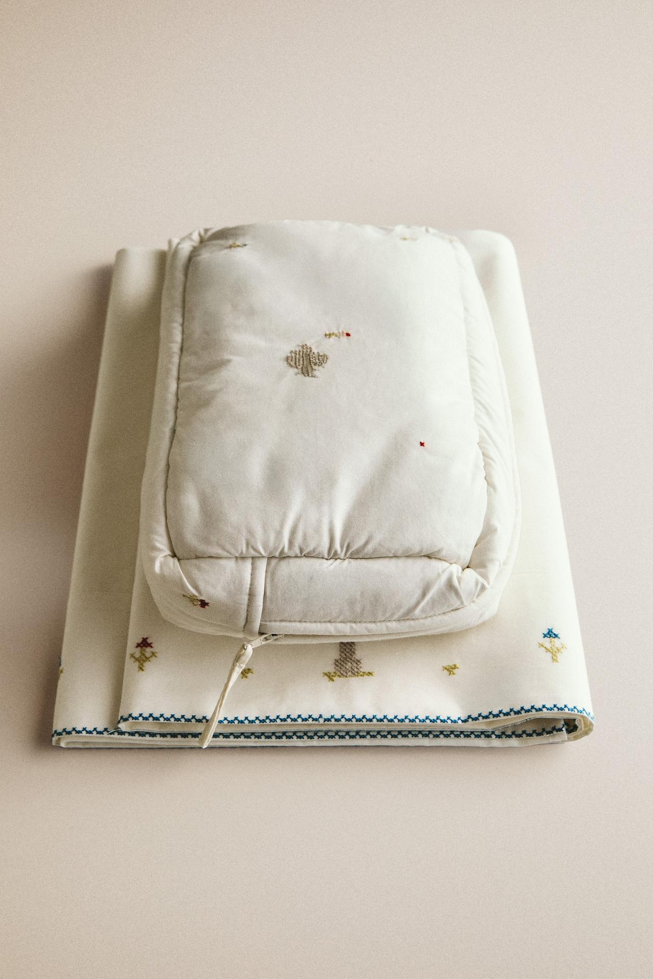 KIDS' COTTON BUNNY MAKEUP BAG — Ecru