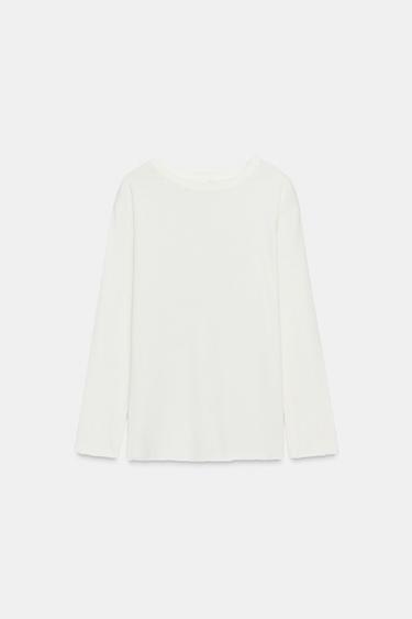 تيشرت بأكمام طويلة - خام فاتح الخاص بـ Zara