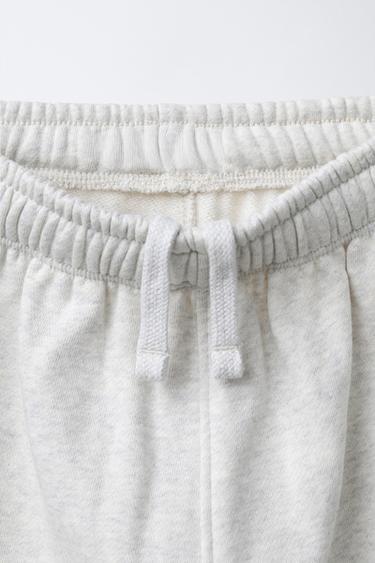 ENSEMBLE SWEAT-SHIRT ET PANTALON JOGGER BRODÉS - Gris chiné de Zara - Image 6