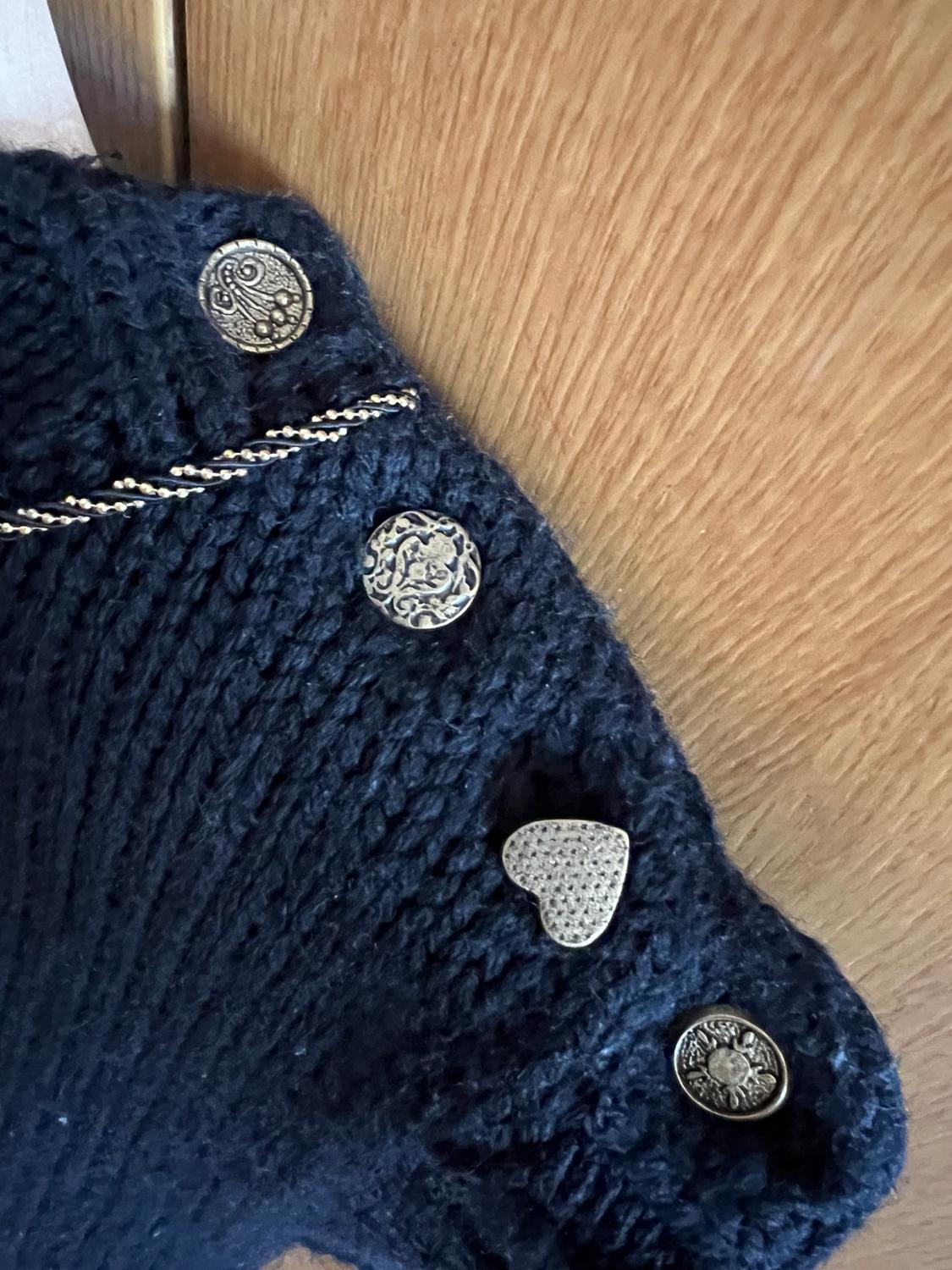 BUTTONED KNIT VEST - Image 3