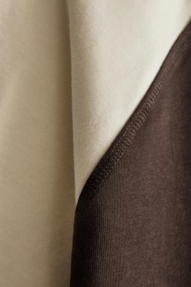 T-SHIRT EN COTON DEUX TONS - Marron de Zara - Image 3