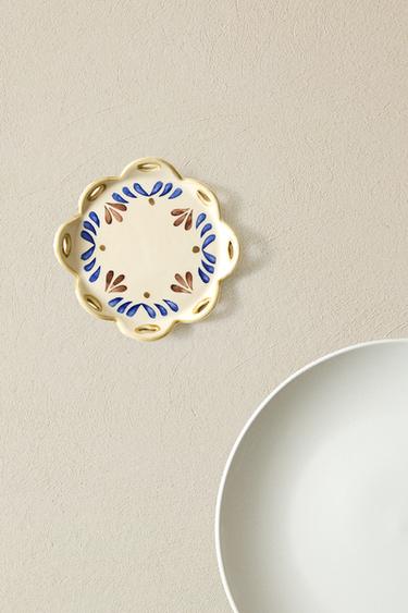 ASSIETTE À PAIN CÉRAMIQUE FLEUR - Écru de Zara - Image 5