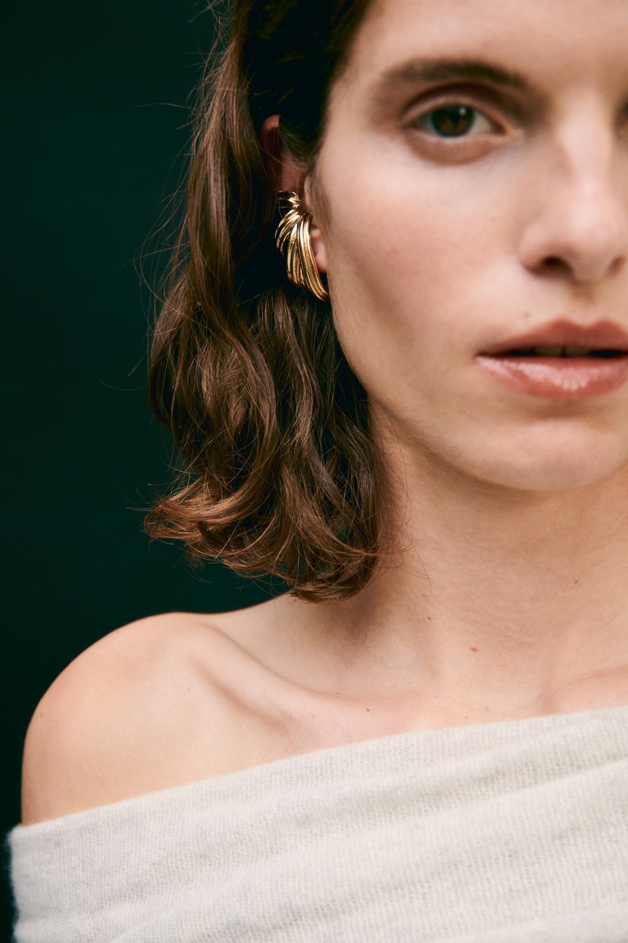 Zara ear store cuff earrings