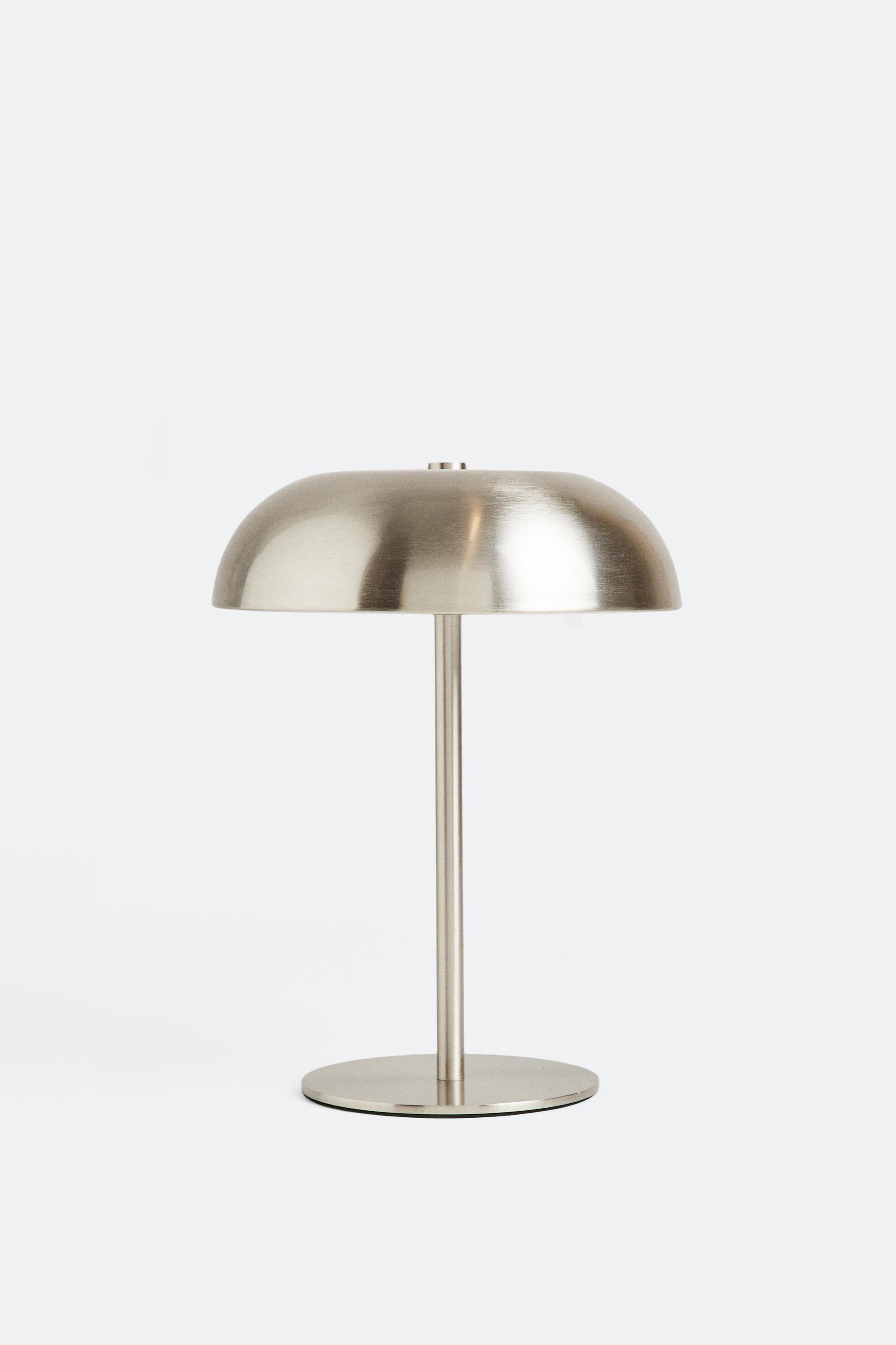 ランプ | ZARA 日本