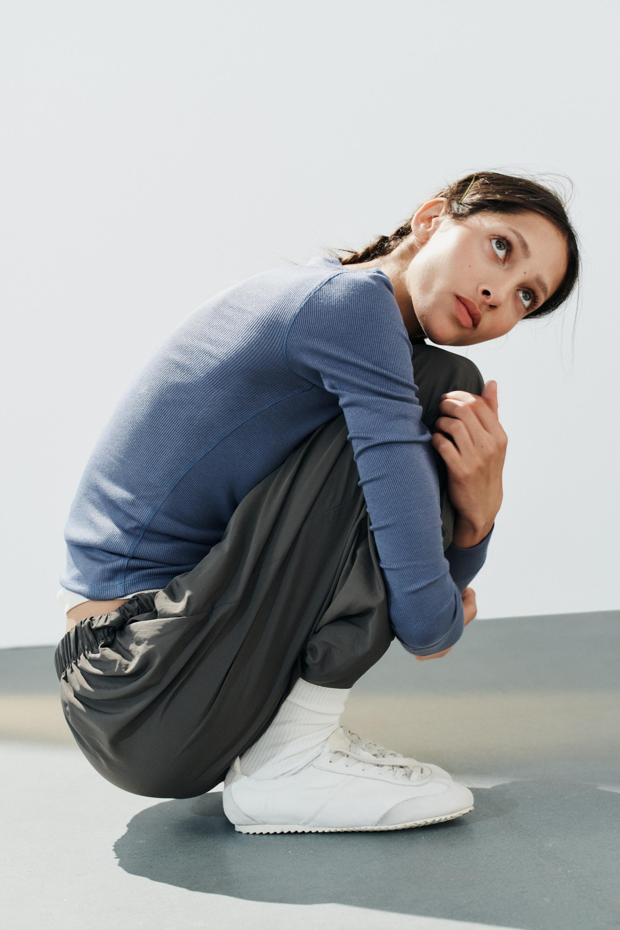 Long-Sleeve Ribbed T-Shirt - thumbnail 4