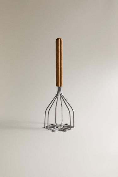 STEEL POTATO MASHER - Brown by Zara