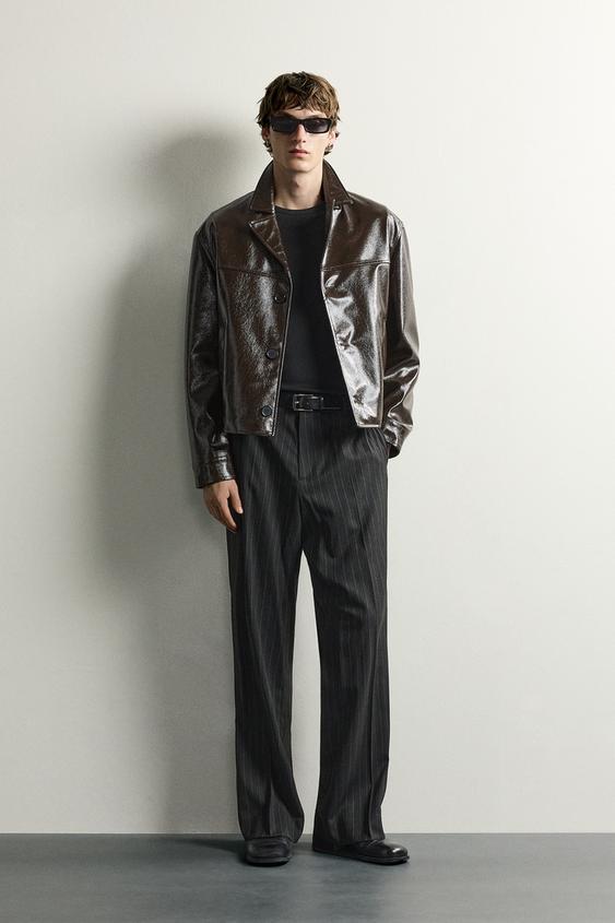 CAZADORA RELAXED FIT EFECTO PIEL - Marrón oscuro de Zara - Imagen 0
