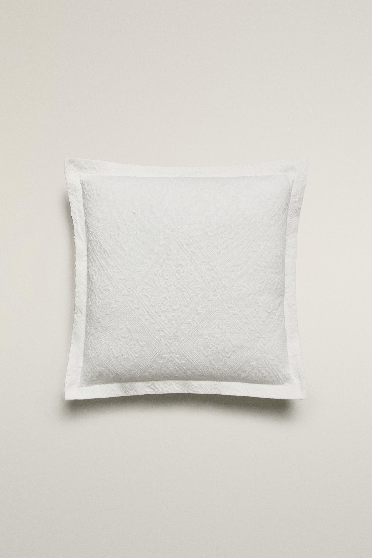 COTTON THROW PILLOW COVER WITH A GEOMETRIC DESIGN — White
