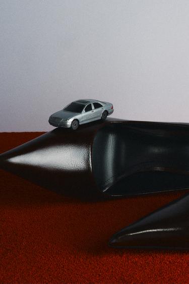 CHAUSSURES À TALONS EN CUIR - Marron de Zara