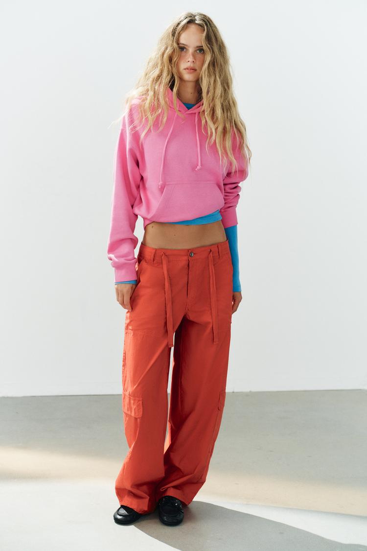 HOODIE WITH POCKET